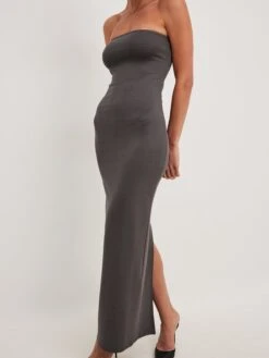 NA-KD Robes En Jersey Robe Femme Gris Foncé -Stil Femme Soldes Boutique 021dc40ab90636a28040d9ad5c40bbcd