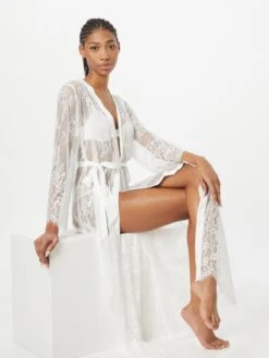 Hunkemöller Robes De Chambre Robe De Chambre Isabella Femme Blanc -Stil Femme Soldes Boutique 06a4dadd9d0f5c16d8d11abbb8987063