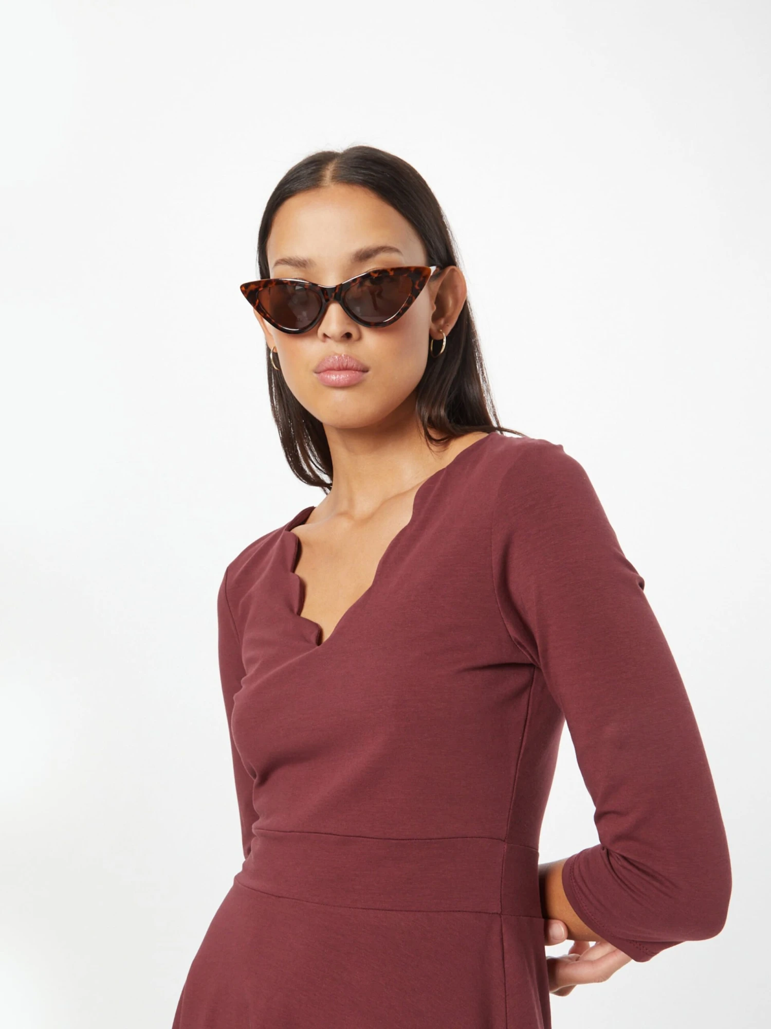 About You Robes En Jersey Robe Nora Femme Rouge Foncé 4 About You Robes En Jersey Robe Nora Femme Rouge Foncé – Image 2