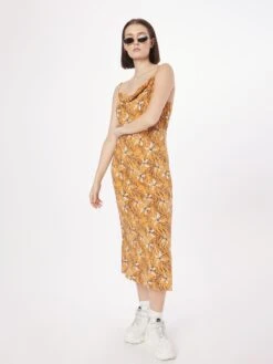 Robes Dété Robe D’été Femme Abricot / Orange Clair -Stil Femme Soldes Boutique 1da5a64fe77115b3b449ba8d0888d27b