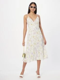 About You Robes Dété Robe D’été Laren Femme Crème -Stil Femme Soldes Boutique 2c96c3c822030153bf40350a52501739