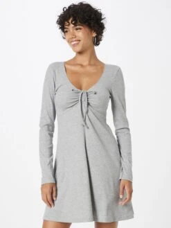 About You Robes En Jersey Robe Auguste Femme Gris Chiné -Stil Femme Soldes Boutique 3ea3dc60f8abbaaf995e6f4d6d500fe4