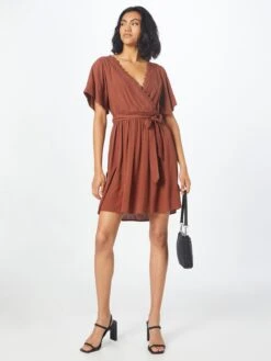 About You Robes Dété Robe D’été Lewe Femme Rouge Rouille -Stil Femme Soldes Boutique 40d5a97bd38dfd744734d01bbc7237cf