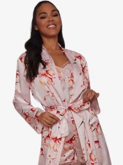 Robes De Chambre Robe De Chambre Femme Rose / Rose Ancienne -Stil Femme Soldes Boutique 40ec93f5383765a420373eb99d32026f