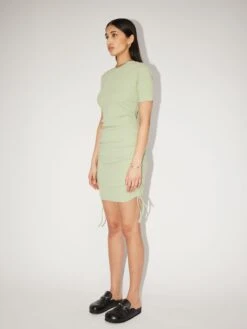 Robes En Jersey Robe Claude Femme Vert Clair -Stil Femme Soldes Boutique 430570d274590810dfa5e75c05672025