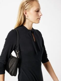 About You Robes En Jersey Robe Lisann Femme Noir -Stil Femme Soldes Boutique 4dfba9e41c6de03054e6f84a421251be