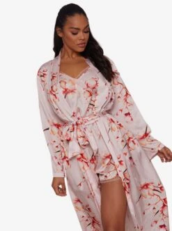 Robes De Chambre Robe De Chambre Femme Rose / Rose Ancienne -Stil Femme Soldes Boutique 51a401a0f8bf1155f62c69a6d79172d3