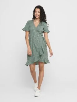 ONLY Robes Dété Robe D’été Olivia Femme Vert -Stil Femme Soldes Boutique 54410ecf977952d2e66c656da8496a3d