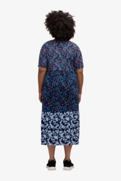 Ulla Popken Robes En Jersey Robe Femme Marine / Bleu Clair / Bleu Foncé -Stil Femme Soldes Boutique 805f9999cb4882d4937fe0913cb97f22