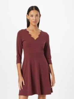 About You Robes En Jersey Robe Nora Femme Rouge Foncé 9 About You Robes En Jersey Robe Nora Femme Rouge Foncé -Stil Femme Soldes Boutique 89a13d3d68692b4ff0cfdc209c39b2be