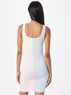 Ellesse Robes En Jersey Robe Sereta Femme Mélange De Couleurs -Stil Femme Soldes Boutique a3f32349dab759d7069895adc774057c