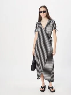 LTB Robes En Jersey Robe Zodoso Femme Noir / Blanc -Stil Femme Soldes Boutique b36f3e7b343d3d403b61c932f64e414c