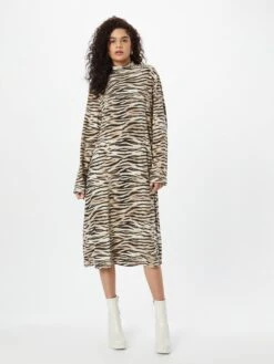 Dorothy Perkins Robes En Jersey Robe Femme Crème / Camel -Stil Femme Soldes Boutique be4e5be10e3eae86ff45ca9e4c3014b8