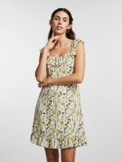 Pieces Robes Dété Robe D’été Lydia Femme Crème -Stil Femme Soldes Boutique d21449e4e8594196e36b5c4d4dabbeed