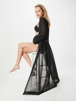 BLUEBELLA Robes De Chambre Robe De Chambre Marcella Femme Noir -Stil Femme Soldes Boutique db6040a9068e91b6b91576b43a0ccf87